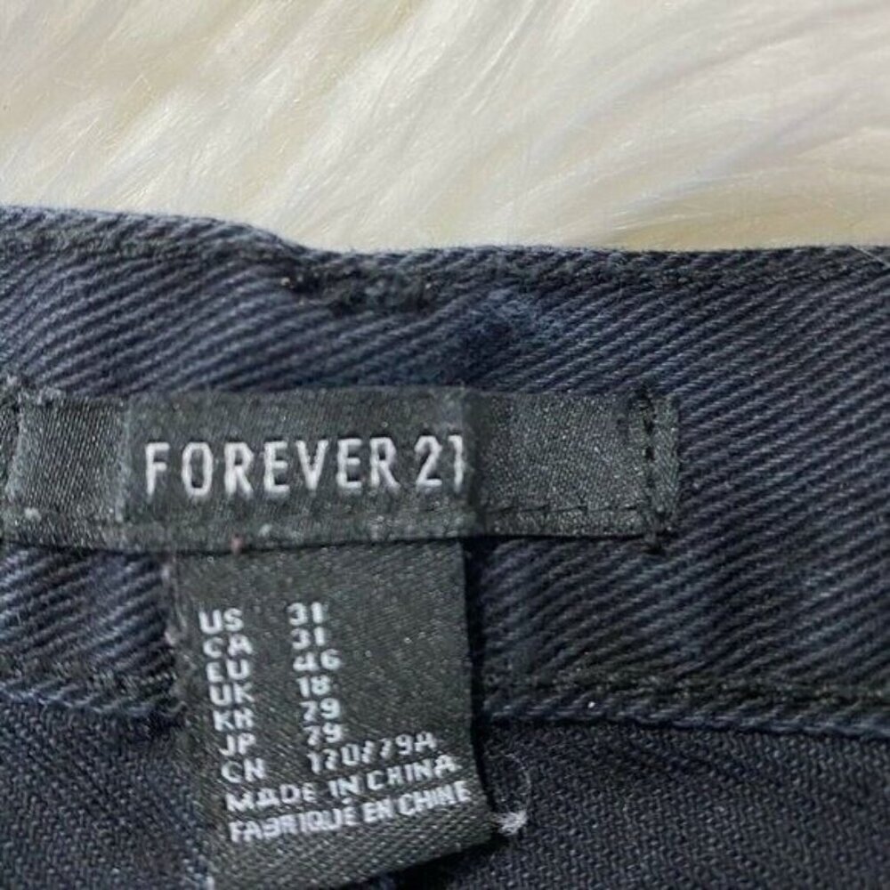 3 FOR $20 Forever 21 High Rise Chain Shorts 31 Embellished Black Denim Cut Off - Picture 2 of 5